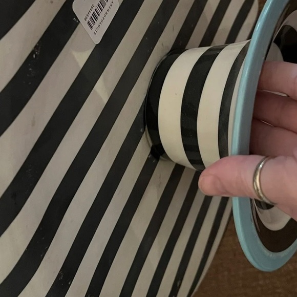 NWTS MOLLY HATCH FELICITATION LARGE CAKE STAND - Picture 3 of 8